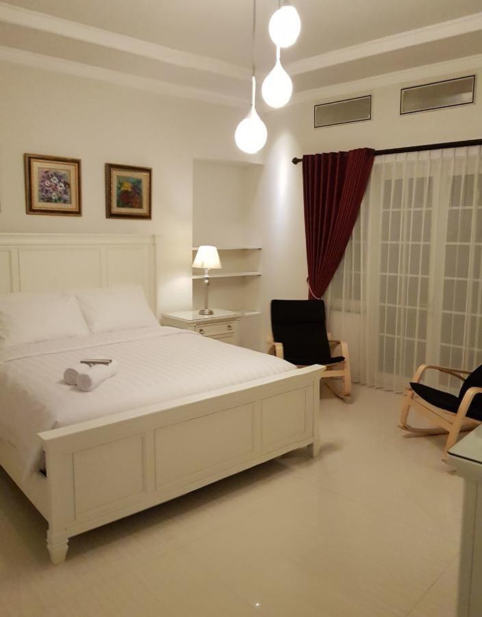Front One Boutique Baluran Malang Ξενοδοχείο Εξωτερικό φωτογραφία